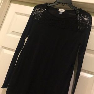 Old navy blouse with lace detail